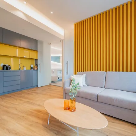 מלון דירות Limehome Westerpark 3*