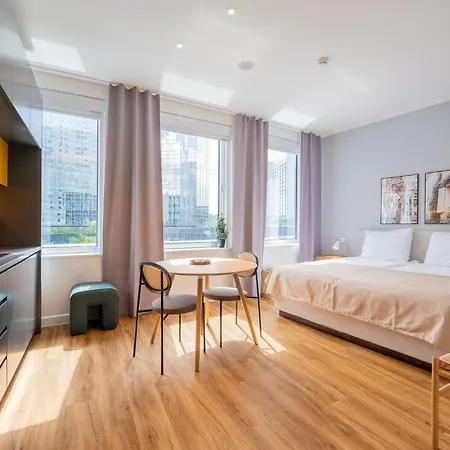 Limehome Gatwickstraat