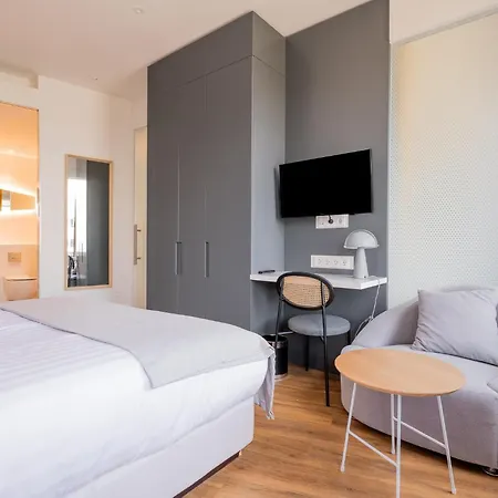 Limehome Gatwickstraat Aparthotel 3*