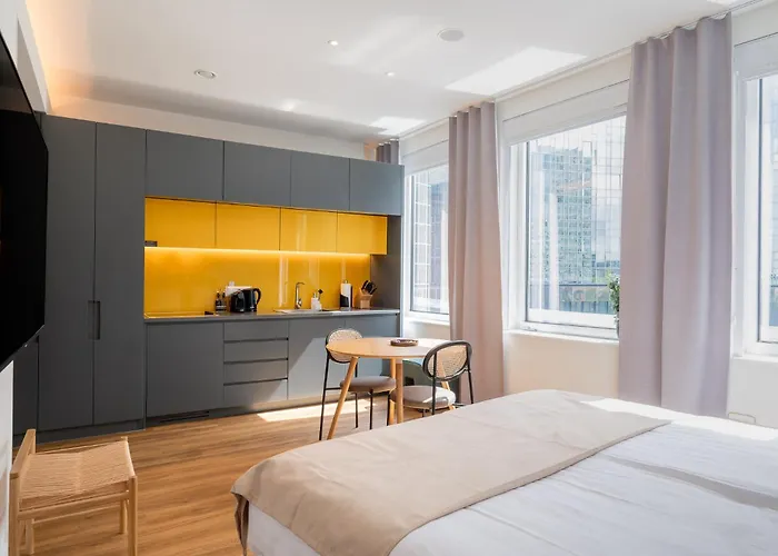 Limehome Gatwickstraat Aparthotel