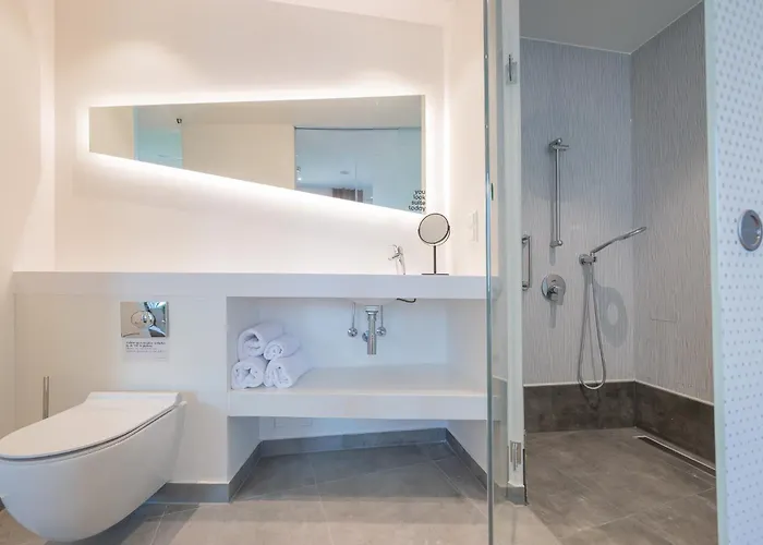 Limehome Gatwickstraat Aparthotel 3*