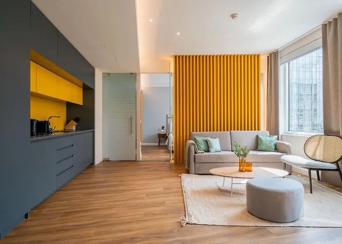 Limehome Gatwickstraat Aparthotel