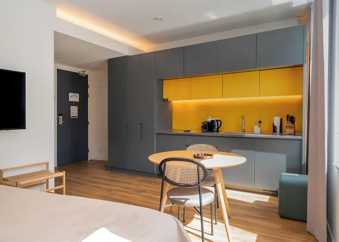 Limehome Gatwickstraat Aparthotel Amsterdam