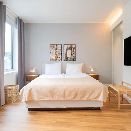 Aparthotel Limehome Westerpark 3*